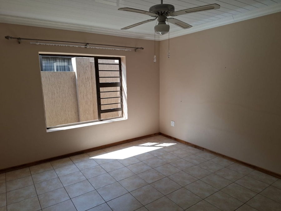 To Let 2 Bedroom Property for Rent in Wilkoppies North West